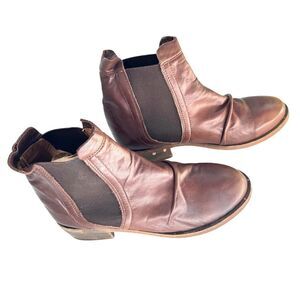 Beek Quail Leather Chelsea Boots | Brown Ankle Boots | Size 7 | Handmade | NWOB